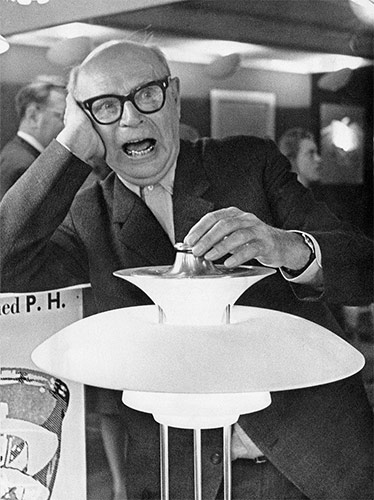 Poul Henningsen