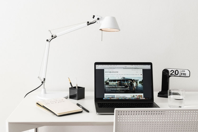 Tolomeo Micro Desk Lamp