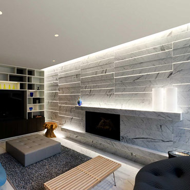 Stratus Indoor LED Linear Wall Grazer