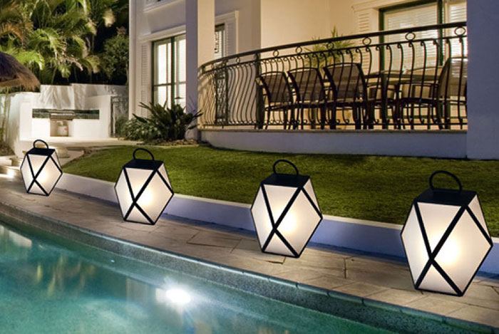 Muse Battery Outdoor Lamp