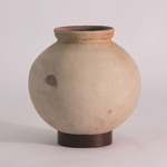 Desert Water Pot - Iron / White