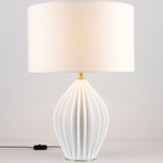 Fin Queen / King Table Lamp - Natural / Ivory