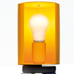 Pivotante a Poser Table Lamp - Yellow