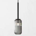 Tacoma Reed Pendant - Black / Smoke Ribbed