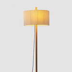Linood Floor Lamp - Oak Wood / Pleated Translucent