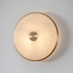 Beran Wall Sconce - Brass / Alabaster