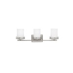 Hendrik Bath Bar - Brushed Nickel / Opal