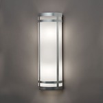 Classics 9133 Wall Light - Chrome / Opal