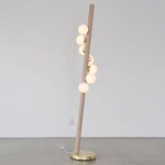 Willow Floor Lamp - White Oak / Brushed Brass