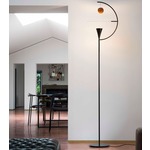Newton Floor Lamp - White / Black