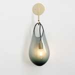 Hold 18 Wall Sconce - Brushed Brass / Transparent Smoke