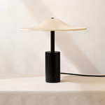Alien Table Lamp - Black / White Clay