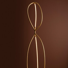 Arrival Floor Lamp