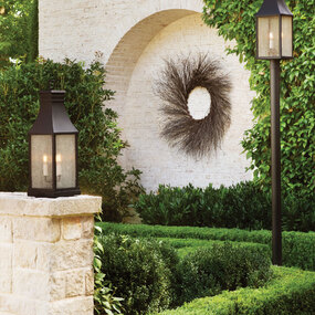 Beacon Hill 120V Outdoor Post / Pier Mount