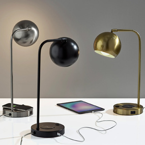 Emery SuperCharger Desk Lamp