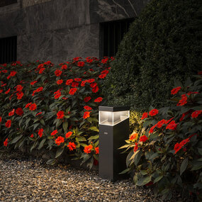 Tetragono Outdoor Bollard