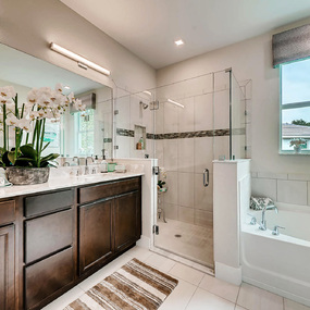 Spec XXL Bathroom Vanity Light