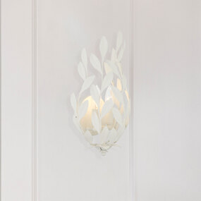 Broche Egg Wall Sconce