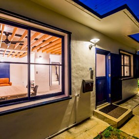 PH 3 - 2 1/2 Wall Light by Louis Poulsen