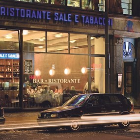 AJ Eklipta Small Wall / Ceiling Light by Louis Poulsen