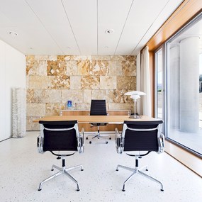 PH 4 1/2 - 3 1/2 Glass Table Lamp by Louis Poulsen