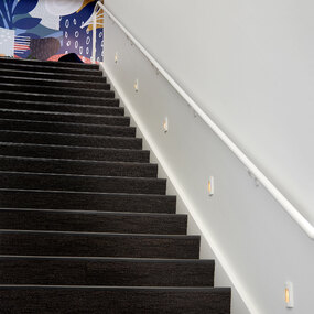 120V Luna Horizontal Step Light by Hinkley Lighting