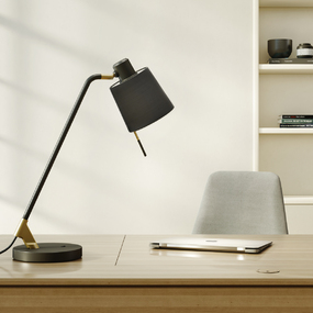 Edward Desk Light