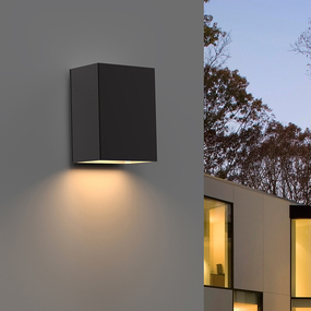 Box 7340 Outdoor Wall Light