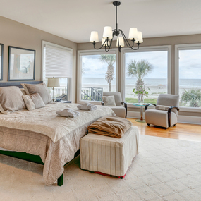 Gianna Chandelier by Z-Lite