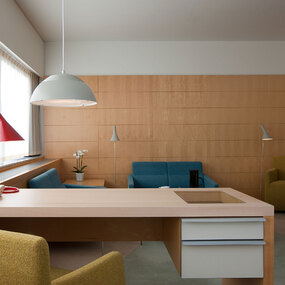 AJ Table Lamp by Louis Poulsen