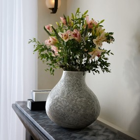 Irelia Vase