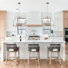 Abbott Chandelier by Crystorama