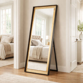 Floating LED Plug-in Mirror