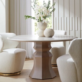 Kinsley Dining Table