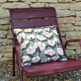 Bouquet Sauvage Tulip Outdoor Cushion