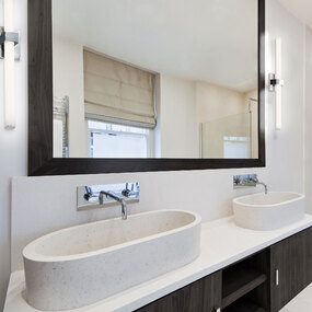 Fresno Bathroom Vanity Light