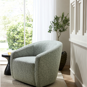 Isadora Chair