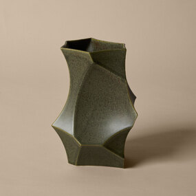 Cueva Vase