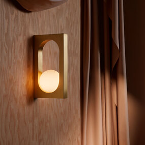 Mythos Wall Sconce