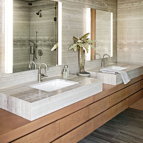 Novo Lighted Mirror by Electric Mirror