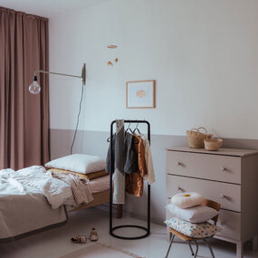 O&O Clothes Rack by Woud Design