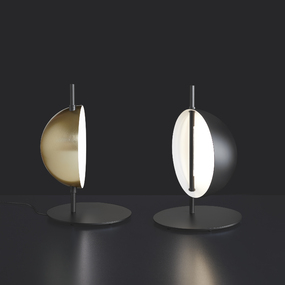 Superluna Table Lamp