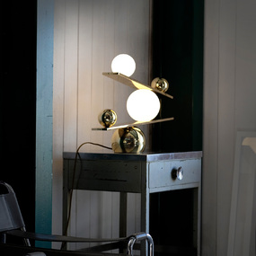 Balance Table Lamp