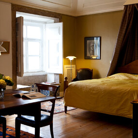 PH 3 1/2 - 2 1/2 Glass Floor Lamp by Louis Poulsen