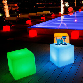 Cube Bluetooth Indoor / Outdoor LED Lamp