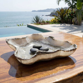 Lunara Indoor / Outdoor Bowl