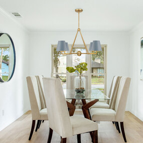 Xavier 4 Light Chandelier by Crystorama