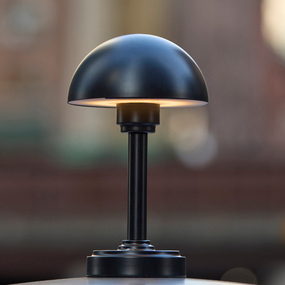 Ollie Cordless Table Lamp