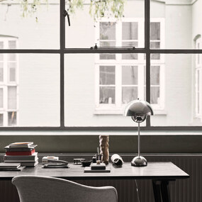 Flowerpot VP3 Table Lamp by &Tradition