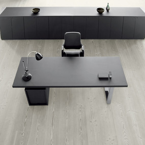 Bestlite BL1 Desk Lamp by Gubi